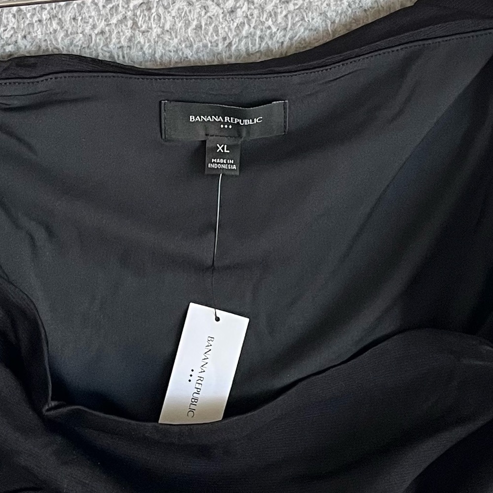 Banana Republic Factory Off-Shoulder Mesh Top Black NWT - Picture 7 of 10